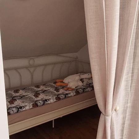 Sveciu Namai Kamile Villa Siauliai  Luaran gambar
