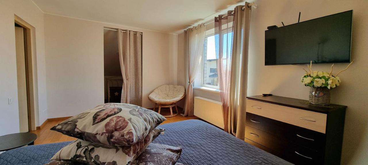 Sveciu Namai Kamile Villa Siauliai  Luaran gambar