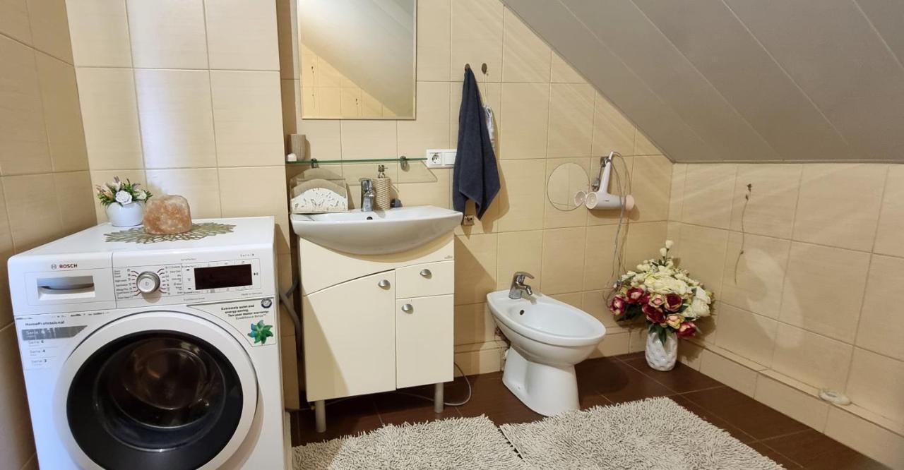 Sveciu Namai Kamile Villa Siauliai  Luaran gambar