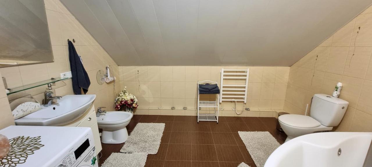 Sveciu Namai Kamile Villa Siauliai  Luaran gambar